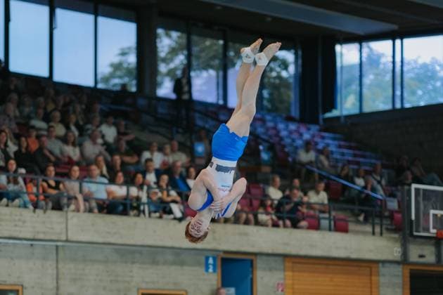 Kilian Krapp TV Schwaebisch Gmuend Wetzgau on floor, TV Schwaebisch Gmuend Wetzgau vs TuS Vinnhorst, Gymnastics, 1 Bundesliga, 3 Wettkampftag, Saison 2025, 07 06 2025, TV Schwaebisch Gmuend Wetzgau vs TuS Vinnhorst, Gymnastics, 1 Bundesliga, 3 Wettkampftag, Saison 2025, 07 06 2025 Schwaebisch Gmuend Copyright: xEibner-Pressefoto LarsxNeumannx EP_LNN