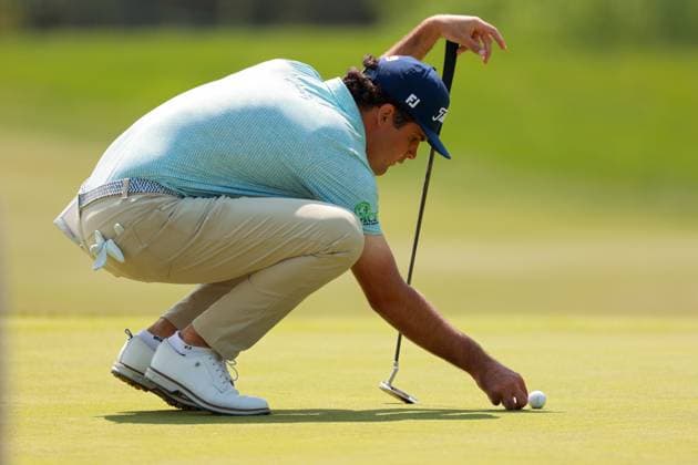 RBC Canadian Open 2025 at TPC Toronto at Osprey Valley CALEDON, ONTARIO - JUNE 07: Jackson Suber of Tampa, Florida places his ball on the first green during the third round of the RBC Canadian Open 2025 at TPC Toronto at Osprey Valley on June 07, 2025 in Caledon, Ontario, Canada. Caledon Ontario United States  Copyright: xAmyxLemusx originalFilename:lemus-rbccanad250607_npIp8.jpg