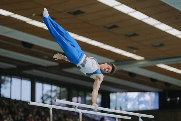 Carlo Hoerr TV Schwaebisch Gmuend Wetzgau on parallel bars, TV Schwaebisch Gmuend Wetzgau vs TuS Vinnhorst, Gymnastics, 1 Bundesliga, 3 Wettkampftag, Saison 2025, 07 06 2025, TV Schwaebisch Gmuend Wetzgau vs TuS Vinnhorst, Gymnastics, 1 Bundesliga, 3 Wettkampftag, Saison 2025, 07 06 2025 Schwaebisch Gmünd Copyright: xEibner-Pressefoto LarsxNeumannx EP_LNN