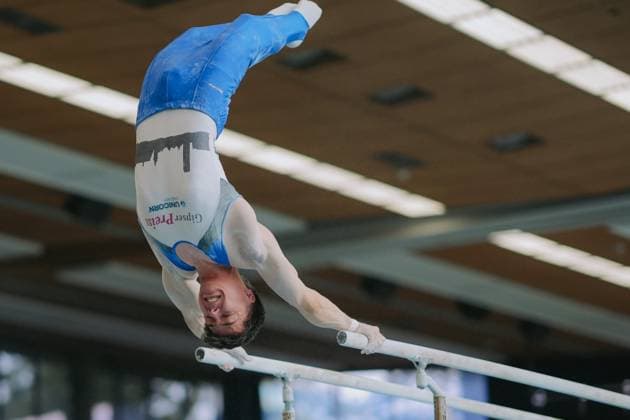 Alexander Kirchner TV Schwaebisch Gmuend Wetzgau on parallel bars, TV Schwaebisch Gmuend Wetzgau vs TuS Vinnhorst, Gymnastics, 1 Bundesliga, 3 Wettkampftag, Saison 2025, 07 06 2025, TV Schwaebisch Gmuend Wetzgau vs TuS Vinnhorst, Gymnastics, 1 Bundesliga, 3 Wettkampftag, Saison 2025, 07 06 2025 Schwaebisch Gmünd Copyright: xEibner-Pressefoto LarsxNeumannx EP_LNN