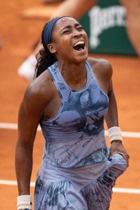 Coco Gauff remporte son premier titre lors de la Finale des internationaux de France de Tennis de Roland Garros 2025 (Jour 14) Coco Gauff remporte son premier titre lors de la Finale des internationaux de France de Tennis de Roland Garros 2025 (Jour 14), à Paris, France, le 7 juin 2025. Cyril Moreau Bestimage Coco Gauff wins her first title at the 2025 Roland Garros French Open Final (Day 14) in Paris, France, on June 7, 2025. Cyril Moreau Bestimage Paris France  Copyright: xCYRILxMOREAUx xBESTIMAGExCYRILxMOREAUx xBESTIMAGEx