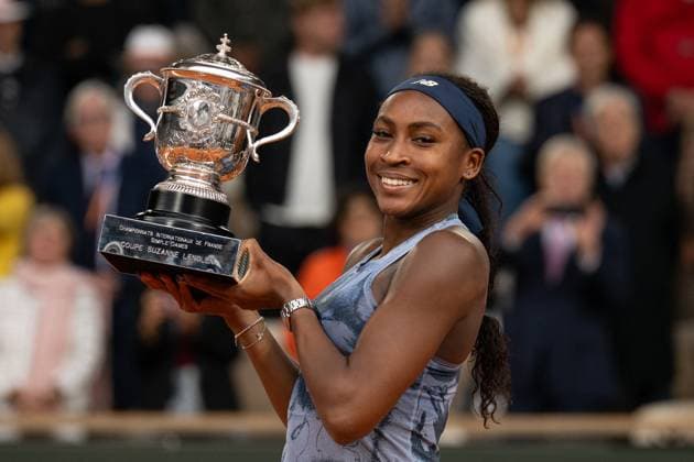Roland Garros 2025 Final Women s LZ Coco Gauff with the trophy during the Roland Garros 2025 tournament on June 7, 2025 in Paris, France. Photo by Laurent Zabulon ABACAPRESS.COM Paris  Copyright: xZabulonxLaurent ABACAx