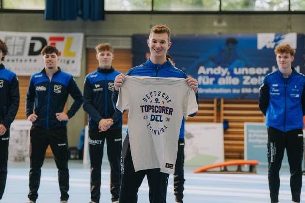 Glenn Trebing TV Schwaebisch Gmuend Wetzgau is awarded best gymnast top scorer of the day, TV Schwaebisch Gmuend Wetzgau vs TuS Vinnhorst, Gymnastics, 1 Bundesliga, 3 competition day, Season 2025, 07 06 2025, TV Schwaebisch Gmuend Wetzgau vs TuS Vinnhorst, Gymnastics, 1 Bundesliga, 3 competition day, Season 2025, 07 06 2025 Schwaebisch Gmuend Copyright: xEibner-Pressefoto LarsxNeumannx EP_LNN