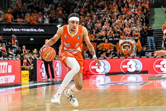 GER, BBL, Playoffs, ratiopharm Ulm vs FIT One Würzburg Baskets 07 06 2025, ratiopharm arena, Neu Ulm, GER, BBL, Playoffs, ratiopharm Ulm vs FIT One Würzburg Baskets, in the picture Noa Essengue Ulm, 12 dances with the ball nordphotoxGmbHx xHafner nph00200