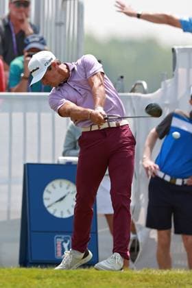 RBC Canadian Open 2025 at TPC Toronto at Osprey Valley CALEDON, ONTARIO - JUNE 07: Thorbjorn Olesen of Denmark hits from the 1st tee during the third round of the RBC Canadian Open 2025 at TPC Toronto at Osprey Valley on June 07, 2025 in Caledon, Ontario, Canada. Caledon Ontario United States  Copyright: xAmyxLemusx originalFilename:lemus-rbccanad250607_npFpq.jpg
