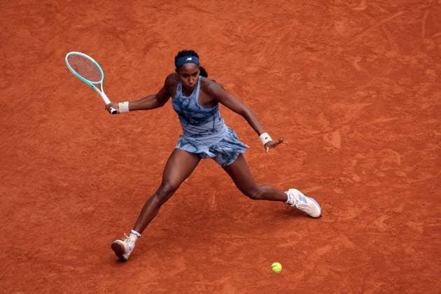 Second-seeded Coco Gauff of the US plays against top-seeded Aryna Sabalenka of Belarus in the Women?s Finals of the French Open Tennis Championship at Roland-Garros in Paris on Saturday, June 7, 2025. Gauff recovered from losing a 78-minute first set to win 6-7(5), 6-2, 6-4.  PAR20250607308 MAYAxVIDON-WHITE