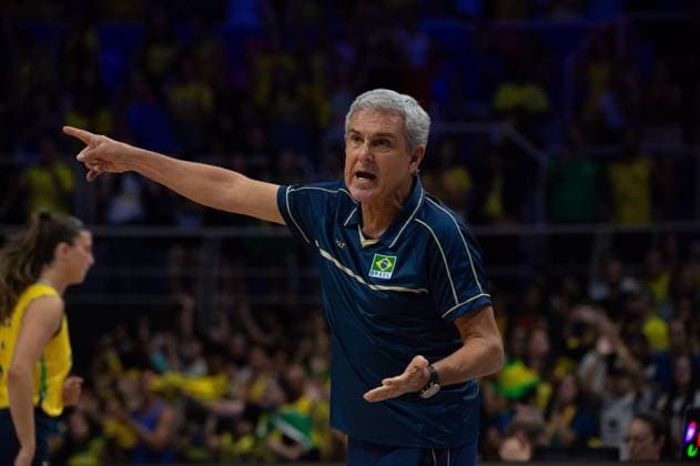 Germany vs Brazil RIO DE JANEIRO, RJ - 07.06.2025: GERMANY VS BRAZIL - JosÃ Roberto Guimaraes (BRA), during a match valid for the Volleyball Nations League (VNL), held on June 7, 2025, at the Maracanazinho gym, in Rio de Janeiro, RJ, Brazil. (Photo: Renato Assis Fotoarena) x2750382x  RenatoxAssis