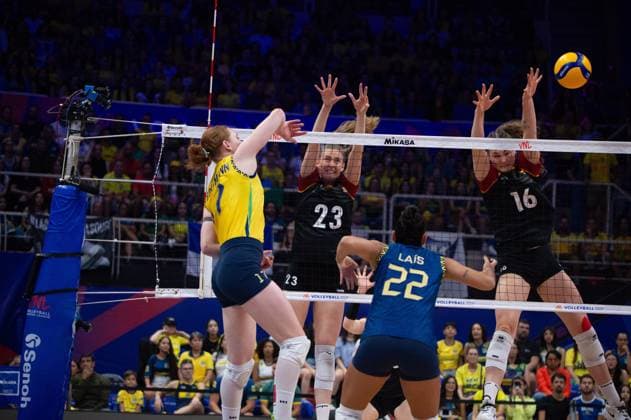 Germany vs Brazil RIO DE JANEIRO, RJ - 07.06.2025: GERMANY VS BRAZIL - Julia Bergmann (BRA), Sarah Straube (GER), Anastasia Cekulaev (GER), during a match valid for the Volleyball Nations League (VNL), held on June 7, 2025, at the Maracanazinho gym, in Rio de Janeiro, RJ, Brazil. (Photo: Renato Assis Fotoarena) x2750411x RenatoxAssis