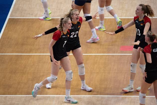 Germany vs Brazil RIO DE JANEIRO, RJ - 07.06.2025: GERMANY VS BRAZIL - Maria Tabacuks (GER), Monique Strubbe (GER), Emilia Weske (GER), during a match valid for the Volleyball Nations League (VNL), held on June 7, 2025, at the Maracanazinho gym, in Rio de Janeiro, RJ, Brazil. (Photo: Renato Assis Fotoarena) x2750420x RenatoxAssis
