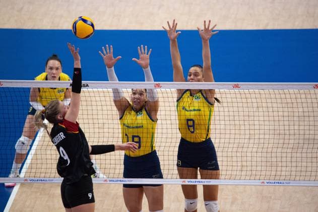 Germany vs Brazil RIO DE JANEIRO, RJ - 07.06.2025: GERMANY VS BRAZIL - Lina Alsmeier (GER), Tainara Figueiredo (BRA), Julia Kudiess (BRA), during a match valid for the Volleyball Nations League (VNL), held on June 7, 2025, at the Maracanazinho gym, in Rio de Janeiro, RJ, Brazil. (Photo: Renato Assis Fotoarena) x2750421x RenatoxAssis