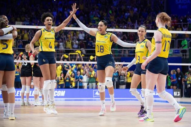 Germany vs Brazil RIO DE JANEIRO, RJ - 07.06.2025: GERMANY VS BRAZIL - Lorena Viezel (BRA), Jheovana Sebastiao (BRA), Macris Carneiro (BRA), during a match valid for the Volleyball Nations League (VNL), held on June 7, 2025, at the Maracanazinho gym, in Rio de Janeiro, RJ, Brazil. (Photo: Renato Assis Fotoarena) x2750442x RenatoxAssis