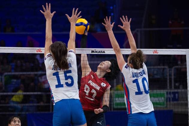 South Korea vs Czech Republic RIO DE JANEIRO, RJ - 07.06.2025: SOUTH KOREA VS CZECH REPUBLIC - Magdalena Jehlarova (CZE), Sohwi Kang (KOR), Katerina Valkova (CZE), during a match valid for the Volleyball Nations League (VNL), held on June 7, 2025, at the Maracanazinho gym, in Rio de Janeiro, RJ, Brazil. (Photo: Renato Assis Fotoarena) x2750588x RenatoxAssis