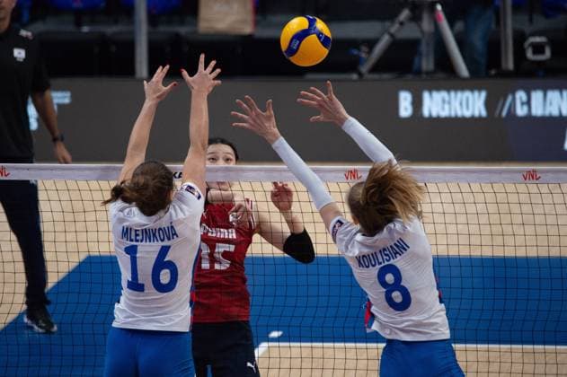 South Korea vs Czech Republic RIO DE JANEIRO, RJ - 07.06.2025: SOUTH KOREA VS CZECH REPUBLIC - Michaela Mlejnkova (CZE), Seonwoo Lee (KOR), Ela Koulisiani (CZE), during a match valid for the Volleyball Nations League (VNL), held on June 7, 2025, at the Maracanazinho gym, in Rio de Janeiro, RJ, Brazil. (Photo: Renato Assis Fotoarena) x2750629x RenatoxAssis