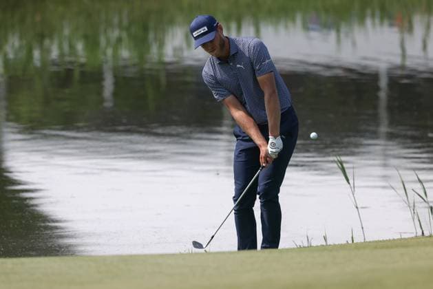 PGA, Golf Herren 2025: RBC Canadian Open, Round 2 Jun 07 June 07, 2025: Jesper Svensson chips on to the 18th hole green during the third round of the RBC Canadian Open held at TPC Toronto at Osprey Valley in Caledon, Ontario, Canada. Daniel Lea CSM (Credit Image: Â Daniel Lea Cal Media) Caledon Canada EDITORIAL USE ONLY Copyright: xx ZUMA-20250607_zma_c04_163.jpg DanielxLeax csmphotothree390571
