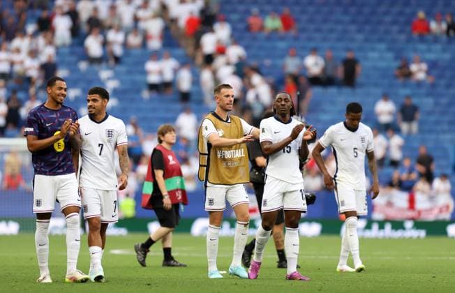 June 7, 2025, Sabadell, Barcelona, Spain: Barcelona Spain 07.06.2025 England players they celebrate the victory after the match during the European Qualifiers between Andorra and England at RCDE Stadium on 07 June 2025 in Barcelona. Sabadell Spain - ZUMAu50_ 20250607_zsp_u50_112 Copyright: xXavixUrgelesx