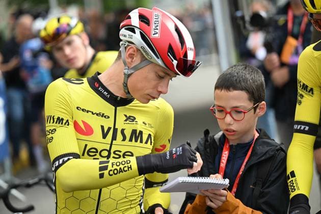 08-06-2025 Criterium Du Dauphine Libere; Tappa 01 Domerat - Montlucon; 2025, Visma - Lease A Bike; Vingegaard, Jonas; Domerat; 