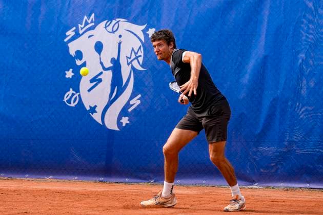 TENNIS : Open Sopra Steria - Lyon Villeurbanne 08 06 2025 DELLAVEDOVA, Matthew (AUS) vs DONNET, Etienne (FRA) lors des qualifications du tournoi de tennis ATP, Tennis Herren Challenger Tour, Open Sopra Steria Ã Lyon-Villeurbanne, le 09 06 2025. Photo Sandrine Thesillat PsNewZ VilleurbanneFrance  Copyright: xSandrinexTHESILLATx
