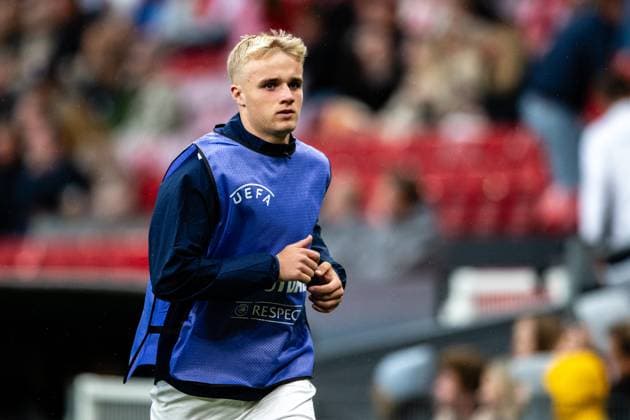 Denmark v Northern Ireland, football friendly, Copenhagen, Denmark Copenhagen, Denmark. 07th, June 2025. Victor Froholdt of Denmark is warming up during the football friendly between Denmark and Northern Ireland at Parken in Copenhagen. Denmark, Copenhagen  Copyright: xGonzalesxPhoto TobiasxJorgensenx