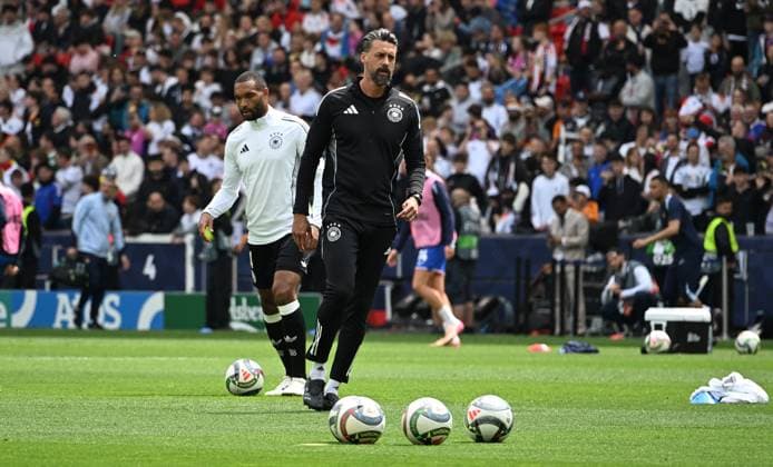 08 06 2025, xsltx, Football UEFA Nations League 3rd place, Germany France v l Co Coach Sandro Wagner German National Football Team DFB DFL DFB REGULATIONS PROHIBIT ANY USE OF PHOTOGRAPHS as IMAGE SEQUENCES and or QUASI VIDEO Stuttgart