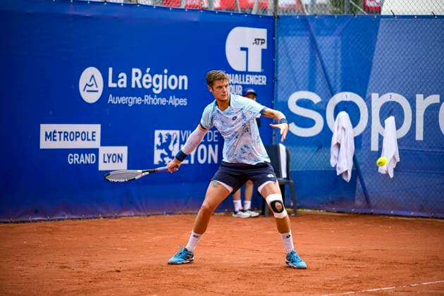 TENNIS : Open Sopra Steria - Lyon Villeurbanne 08 06 2025 Maxime Janvier (FRA) vs Mae Malige (FRA) lors des qualifications du tournoi de tennis ATP, Tennis Herren Challenger Tour, Open Sopra Steria Ã Lyon-Villeurbanne, le 09 06 2025. Photo Sandrine Thesillat PsNewZ VilleurbanneFrance  Copyright: xSandrinexTHESILLATx