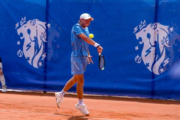 TENNIS : Open Sopra Steria - Lyon Villeurbanne 08 06 2025 Lucas Poullain (FRA) vs Yoshka Sborowsky (FRA) lors des qualifications du tournoi de tennis ATP, Tennis Herren Challenger Tour, Open Sopra Steria Ã Lyon-Villeurbanne, le 09 06 2025. Photo Sandrine Thesillat PsNewZ VilleurbanneFrance  Copyright: xSandrinexTHESILLATx
