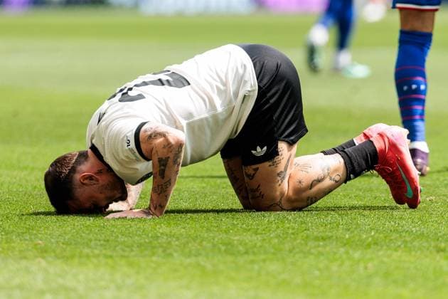 UEFA Nations League Finals Germany France 08 06 2025 David Raum Germany, 22 on the ground, pain UEFA Nations League Finals match for 3rd place Germany France Stuttgart, Arena Stuttgart on 08 06 2025 Copyright: xBEAUTIFULxSPORTS Wunderlx