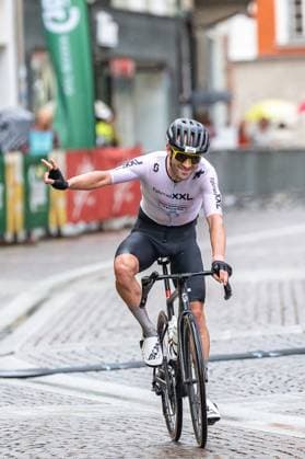 08 06 2025, Lienz, AUT, 37 Dolomite Cycling Tour, 10 SuperGiroDolomiti, in the picture Jack Burke CAN, winner Super Giro Dolomiti Jack Burke CAN winner Super Giro Dolomiti during the 37th Dolomite Cycling Tour and 10th SuperGiroDolomiti in Lienz, Austria on 2025 06 08 Expa Lienz  EP_gro