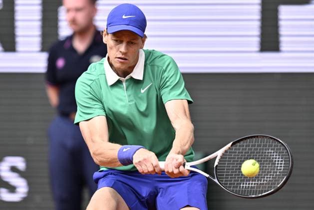 2025 Roland-Garros - Men s Single Final PARIS, FRANCE - JUNE 8: Jannik Sinner of Italy competes against Carlos Alcaraz (not seen) of Spain during the Men s Single Final match on the day 15 of French Open tennis tournament on Court Philippe-Chatrier at the Roland-Garros Complex in Paris, France on June 8, 2025. Burak Akbulut Anadolu Paris France. Editorial use only. Please get in touch for any other usage.  Copyright: x2025xAnadoluxBurakxAkbulutx