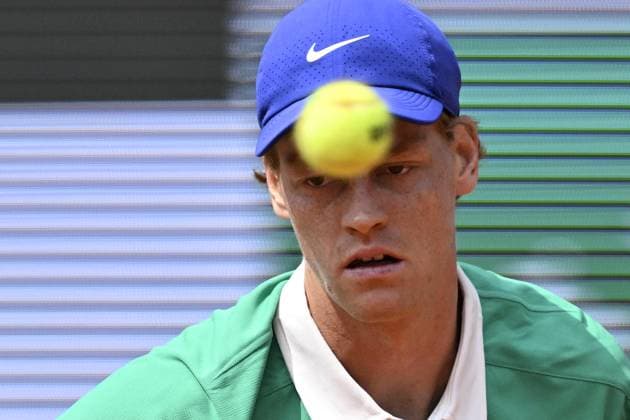 2025 Roland-Garros - Men s Single Final PARIS, FRANCE - JUNE 8: Jannik Sinner of Italy competes against Carlos Alcaraz (not seen) of Spain during the Men s Single Final match on the day 15 of French Open tennis tournament on Court Philippe-Chatrier at the Roland-Garros Complex in Paris, France on June 8, 2025. Burak Akbulut Anadolu Paris France. Editorial use only. Please get in touch for any other usage.  Copyright: x2025xAnadoluxBurakxAkbulutx