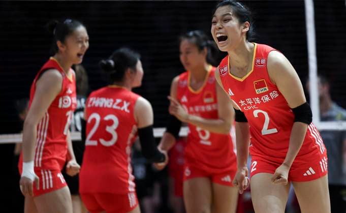 (250608) -- BEIJING, June 8, 2025 -- China s Zhuang Yushan (R) celebrates during the Pool 3 match between China and T¨¹rkiye at the Women s Volleyball Nations League (VNL) 2025 Beijing at the National Indoor Stadium in Beijing, China, June 8, 2025. ) (SP)CHINA-BEIJING-VOLLEYBALL-VNL-CHINA VS T?RKIYE (CN) HanxYan 
