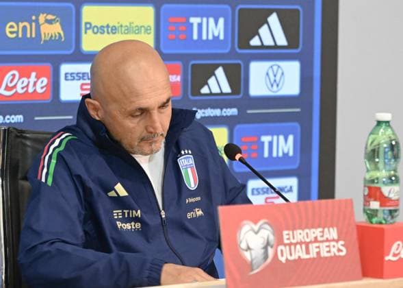June 8, 2025, Florence, Italy: Il tecnico della Nazionale, Luciano Spalletti, durante una conferenza stampa a Coverciano, Firenze, 08 giugno 2025. Spalletti ha annunciato di essere stato esonerato. Contro la Moldovia sarÃ la sua ultima partita da allenatore della nazionale. ANSA CLAUDIO GIOVANNINI.----------------------------------------------------------------------------- national team, Nationalteam coach Luciano Spalletti during a press conference, PK, Pressekonferenz in Coverciano, Florence, 08 June 2025. Spalletti announced that he has been fired. The match against Moldova will be his last as national team coach. ANSA CLAUDIO GIOVANNINI Spalletti, Gravina Mi Ha Detto VerrÃ² Esonerato  - ZUMAa110 20250608_zaf_a110_030 Copyright: xClaudioxGiovanninix