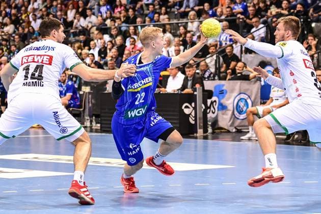 TVB Stuttgart SC DHfK Leipzig Stuttgart, 08 06 2025 Torben Matzken Stuttgart 22 v Marko Mamic Leipzig 14 Stuttgart, 08 06 2025 34 Matchday of the Handball Bundesliga, TVB Stuttgart SC DHfK Leipzig, Porsche Arena, Stuttgart Copyright: xBEAUTIFULxSPORTS Märklx