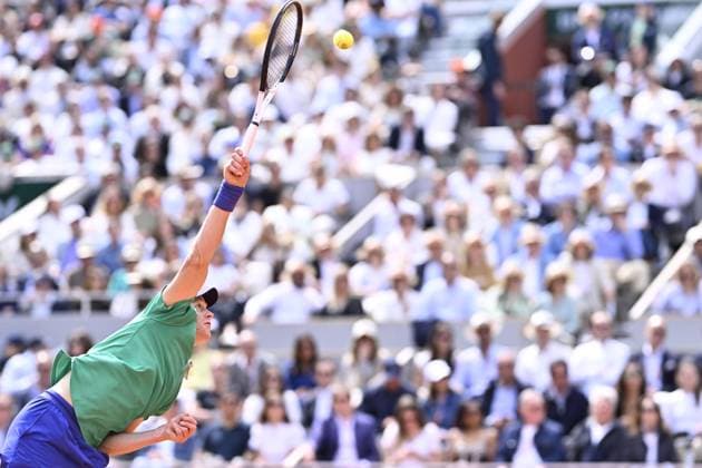 2025 Roland-Garros - Men s Single Final PARIS, FRANCE - JUNE 8: Jannik Sinner of Italy competes against Carlos Alcaraz (not seen) of Spain during the Men s Single Final match on the day 15 of French Open tennis tournament on Court Philippe-Chatrier at the Roland-Garros Complex in Paris, France on June 8, 2025. Burak Akbulut Anadolu Paris France. Editorial use only. Please get in touch for any other usage.  Copyright: x2025xAnadoluxBurakxAkbulutx