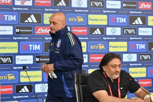Luciano Spalletti holds final press conference, PK, Pressekonferenz as Italy Head Coach FLORENCE, ITALY - JUNE 8: Italy national football team head coach Luciano Spalletti leaves after attending his final press conference ahead of stepping down from his role, in Florence, Italy on June 7, 2025. Carlo Bressan Anadolu Florence Italy. Editorial use only. Please get in touch for any other usage.  Copyright: x2025xAnadoluxCarloxBressanx