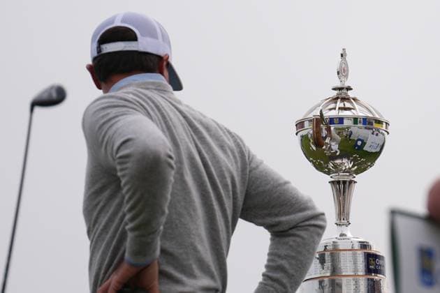 RBC Canadian Open 2025 - Final Round CALEDON, CANADA - JUNE 8 : The Canadian Open trophy is displayed at the first tee during the final round of the RBC Canadian Open 2025 at TPC Toronto at Osprey Valley in Caledon, Ontario, Canada on June 8, 2025. Mert Alper Dervis Anadolu Ontario Canada. Editorial use only. Please get in touch for any other usage.  Copyright: x2025xAnadoluxMertxAlperxDervisx