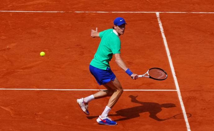 Jannik Sinner in Men s Final action French Open Tennis, Day Fifteen, Tennis, Roland Garros, Paris, France - 08 Jun 2025 EDITORIAL USE ONLY No use with unauthorised audio, video, data, fixture lists, club league logos or live services. Online in-match use limited to 120 images, no video emulation. No use in betting, games or single club league player publications. Copyright: xJavierxGarcia Shutterstockx 15346224s