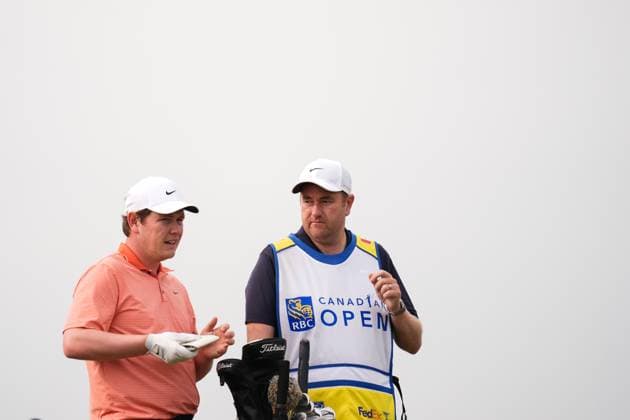 RBC Canadian Open 2025 - Final Round CALEDON, CANADA - JUNE 8 : Robert MacIntyre of Scotland talks with his caddie before hitting a tee shot on the 1st hole during the final round of the RBC Canadian Open 2025 at TPC Toronto at Osprey Valley in Caledon, Ontario, Canada on June 8, 2025. Mert Alper Dervis Anadolu Ontario Canada. Editorial use only. Please get in touch for any other usage.  Copyright: x2025xAnadoluxMertxAlperxDervisx