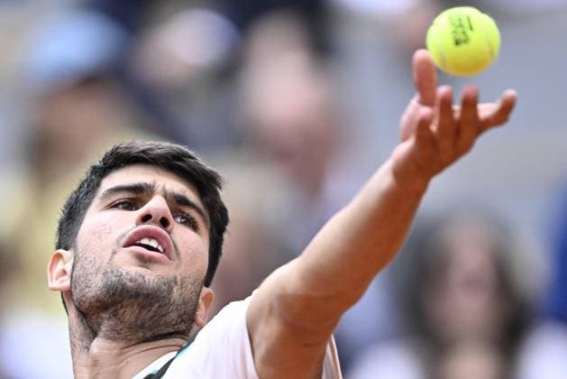 2025 Roland-Garros - Men s Single Final PARIS, FRANCE - JUNE 8: Jannik Sinner (not seen) of Italy competes against Carlos Alcaraz of Spain during the Men s Single Final match on the day 15 of French Open tennis tournament on Court Philippe-Chatrier at the Roland-Garros Complex in Paris, France on June 8, 2025. Burak Akbulut Anadolu Paris France. Editorial use only. Please get in touch for any other usage.  Copyright: x2025xAnadoluxBurakxAkbulutx