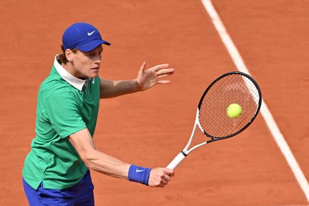 2025 Roland-Garros - Men s Single Final PARIS, FRANCE - JUNE 8: Jannik Sinner of Italy competes against Carlos Alcaraz (not seen) of Spain during the Men s Single Final match on the day 15 of French Open tennis tournament on Court Philippe-Chatrier at the Roland-Garros Complex in Paris, France on June 8, 2025. Mustafa Yalcin Anadolu Paris France. Editorial use only. Please get in touch for any other usage.  Copyright: x2025xAnadoluxMustafaxYalcinx