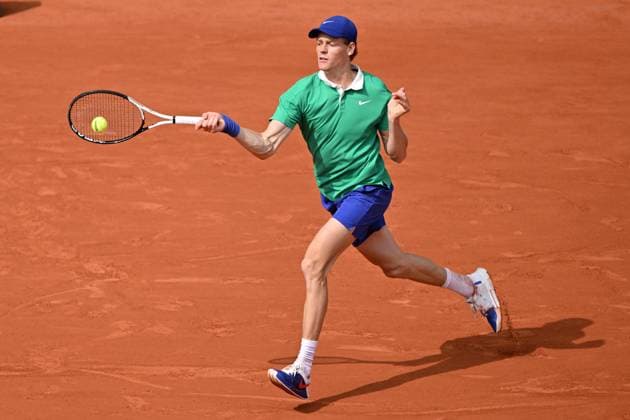 2025 Roland-Garros - Men s Single Final PARIS, FRANCE - JUNE 8: Jannik Sinner of Italy competes against Carlos Alcaraz (not seen) of Spain during the Men s Single Final match on the day 15 of French Open tennis tournament on Court Philippe-Chatrier at the Roland-Garros Complex in Paris, France on June 8, 2025. Mustafa Yalcin Anadolu Paris France. Editorial use only. Please get in touch for any other usage.  Copyright: x2025xAnadoluxMustafaxYalcinx