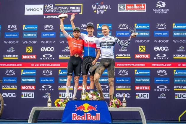 MOUNTAINBIKE - UCI MTB World Series LEOGANG,AUSTRIA,08.JUN.25 - CYCLING, MOUNTAIN BIKE - UCI Mountainbike World Cup, Cross-Country Olympic. Image shows Mathias Flueckiger (SUI), Ondrej Cink (CZE) and Fabio Puentener (SUI).  GEPAxpictures xWolfgangxKofler