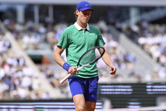 2025 Roland-Garros - Men s Single Final PARIS, FRANCE - JUNE 8: Jannik Sinner of Italy competes against Carlos Alcaraz (not seen) of Spain during the Men s Single Final match on the day 15 of French Open tennis tournament on Court Philippe-Chatrier at the Roland-Garros Complex in Paris, France on June 8, 2025. Burak Akbulut Anadolu Paris France. Editorial use only. Please get in touch for any other usage.  Copyright: x2025xAnadoluxBurakxAkbulutx