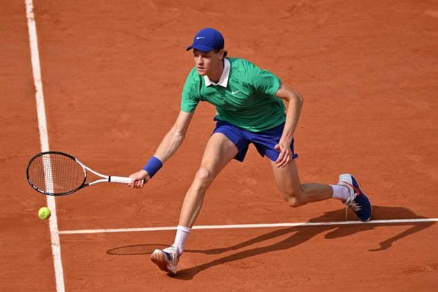 2025 Roland-Garros - Men s Single Final PARIS, FRANCE - JUNE 8: Jannik Sinner of Italy competes against Carlos Alcaraz (not seen) of Spain during the Men s Single Final match on the day 15 of French Open tennis tournament on Court Philippe-Chatrier at the Roland-Garros Complex in Paris, France on June 8, 2025. Mustafa Yalcin Anadolu Paris France. Editorial use only. Please get in touch for any other usage.  Copyright: x2025xAnadoluxMustafaxYalcinx