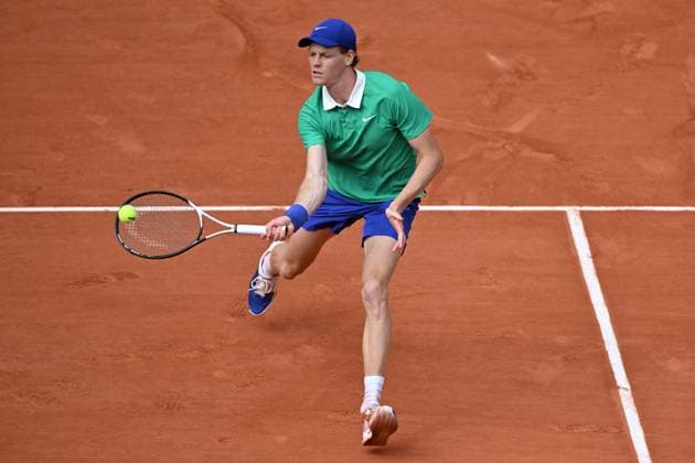 2025 Roland-Garros - Men s Single Final PARIS, FRANCE - JUNE 8: Jannik Sinner of Italy competes against Carlos Alcaraz (not seen) of Spain during the Men s Single Final match on the day 15 of French Open tennis tournament on Court Philippe-Chatrier at the Roland-Garros Complex in Paris, France on June 8, 2025. Mustafa Yalcin Anadolu Paris France. Editorial use only. Please get in touch for any other usage.  Copyright: x2025xAnadoluxMustafaxYalcinx