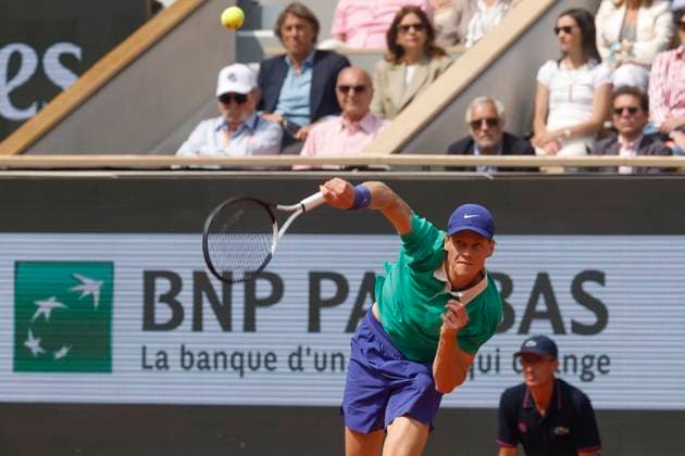 June 8, 2025, Paris, Paris, France: Jannik Sinner (ITA) in action during the tennis Grand Slam of Roland Garros 2025 menÃ¢â‚¬â ¢s final match between Jannik Sinner (ITA) and Carlos Alcaraz (ESP) at Philippe Chatrier central court in Roland Garros Stadium - on June 08 2025.Paris - France Paris France - ZUMAb253 20250608_zsp_b253_062 Copyright: xLoicxBaratouxx