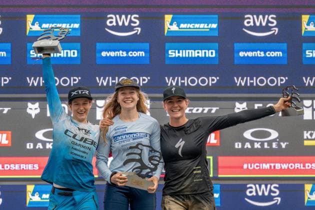 MOUNTAINBIKE - UCI MTB World Series LEOGANG,AUSTRIA,08.JUN.25 - CYCLING, MOUNTAIN BIKE - UCI Mountainbike World Cup, Enduro. Image shows Simona Kuchynokova (SVK), Ella Conolly (GBR) and Winni Goldsbury (NZL).  GEPAxpictures xWolfgangxKofler
