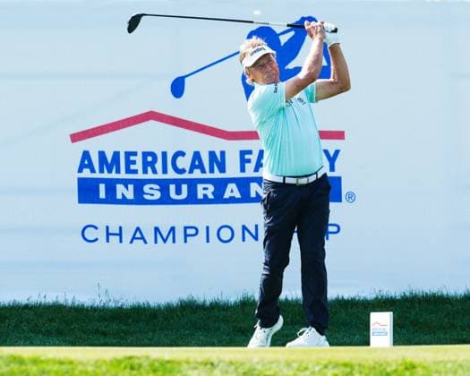 Sport Bilder des Tages June 8, 2025, Madison, Wisconsin, USA: BERNHARD LANGER of Germany tees off on the first hole during the final round of the 2025 American Family Insurance Championship at TPC Wisconsin in Madison, Wis. Madison USA - ZUMAb262 20250608_znp_b262_013 Copyright: xJeffxM.xBrownx