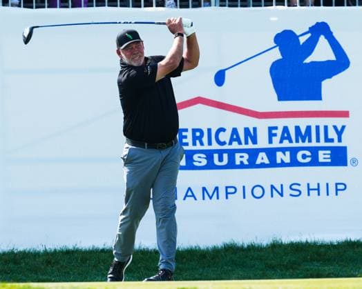 June 8, 2025, Madison, Wisconsin, USA: DARREN CLARKE of the Bahamas tees off on the first hole during the final round of the 2025 American Family Insurance Championship at TPC Wisconsin in Madison, Wis. Madison USA - ZUMAb262 20250608_znp_b262_022 Copyright: xJeffxM.xBrownx