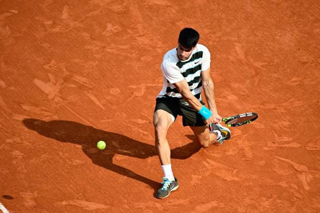 TENNIS : Roland Garros 2025 - Internationaux de France - 08 06 2025 Carlos Alcaraz ( Spain ) during the 2025 French Open at Roland Garros on Juin 08 , 2025 in Paris, France. ( Photo Dante Badano PSNewz ) - ParisFrance  Copyright: xx
