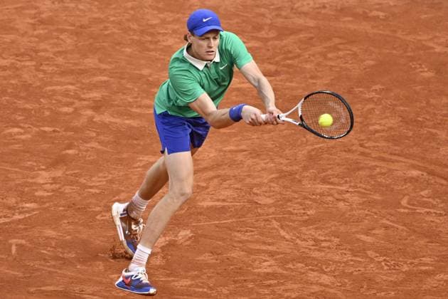 2025 Roland-Garros - Men s Single Final PARIS, FRANCE - JUNE 8: Jannik Sinner of Italy plays against Carlos Alcaraz (not seen) of Spain during the Men s Single Final match on the day 15 of French Open tennis tournament on Court Philippe-Chatrier at the Roland-Garros Complex in Paris, France on June 8, 2025. Burak Akbulut Anadolu Paris France. Editorial use only. Please get in touch for any other usage.  Copyright: x2025xAnadoluxBurakxAkbulutx